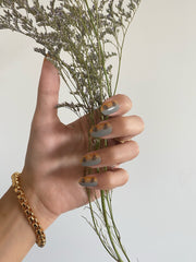 N8869 Reusable Pop-on Press-on Nails Manicure Kit