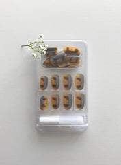 N8869 Reusable Pop-on Press-on Nails Manicure Kit